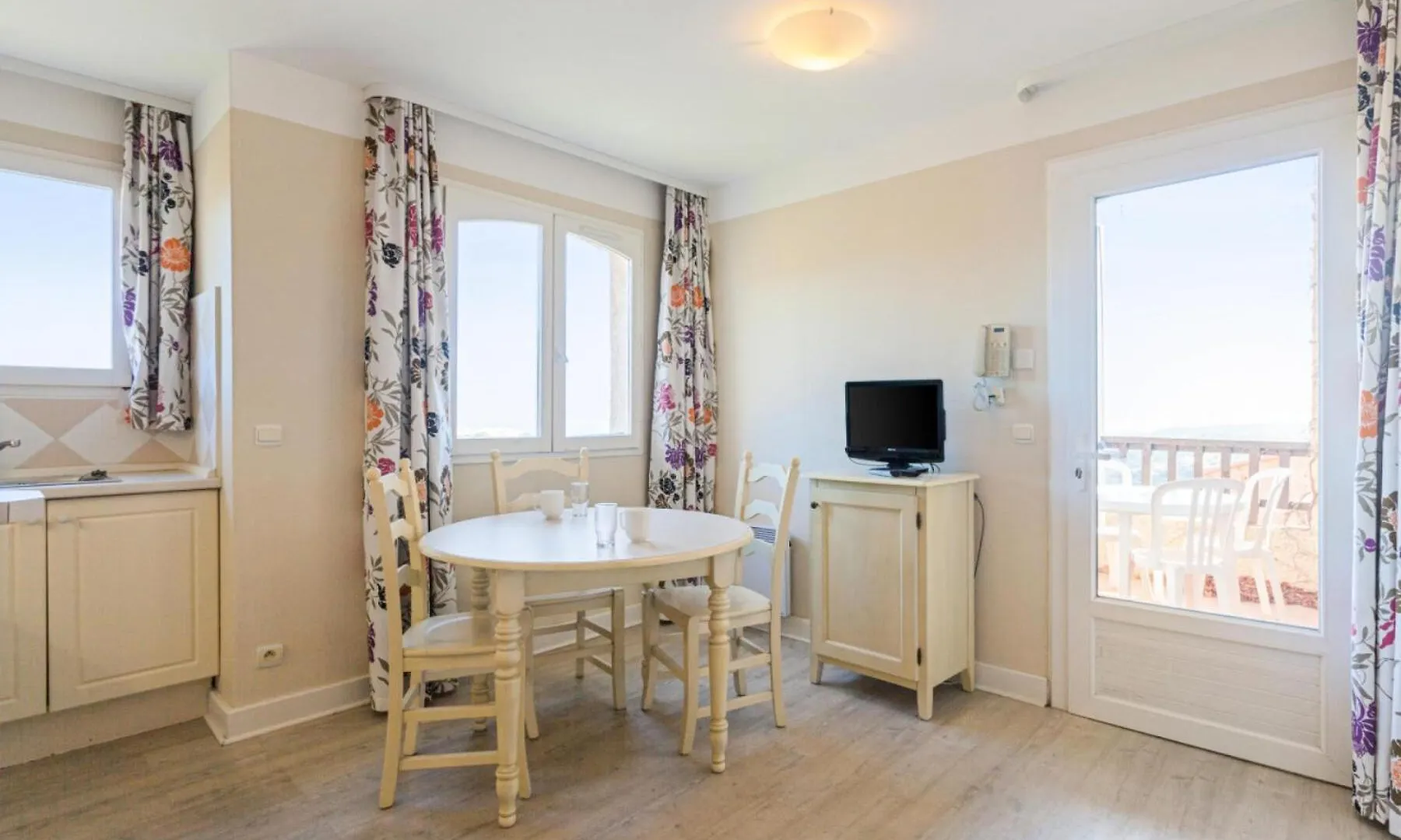 Apartment Les Issambres Bellevue - Maeva Home - Appartement 2 Pieces 6 Personnes Confort Mae-1365